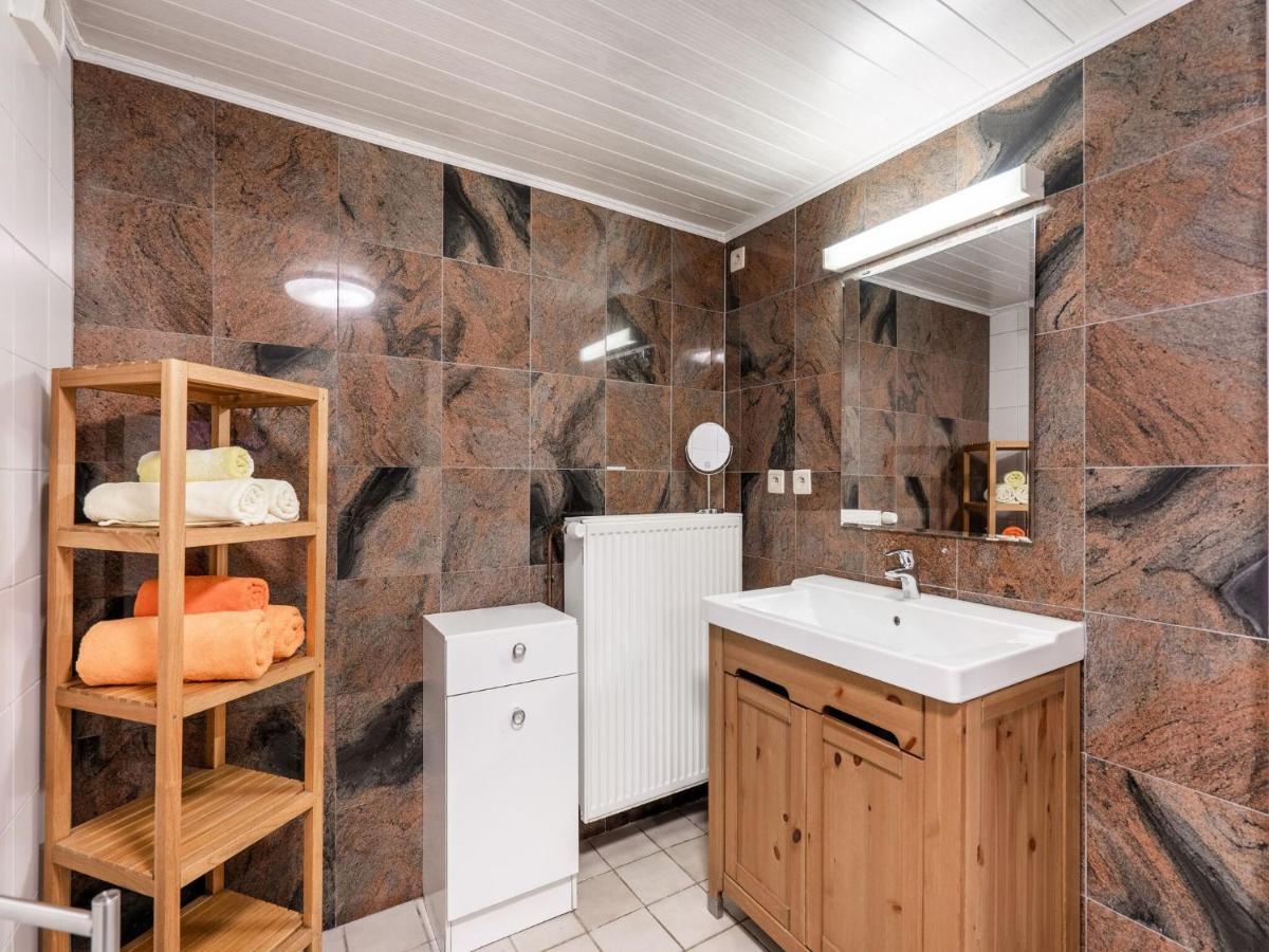 Stunning Holiday Home In Oombergen With Terrace And Garden Zottegem エクステリア 写真