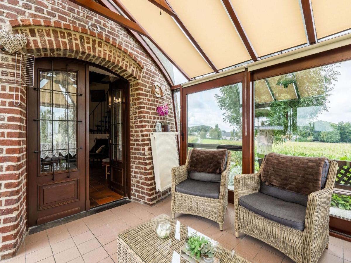 Stunning Holiday Home In Oombergen With Terrace And Garden Zottegem エクステリア 写真